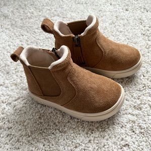 UGG Hamden II Chelsea Boot Toddler Size 6 Color chestnut